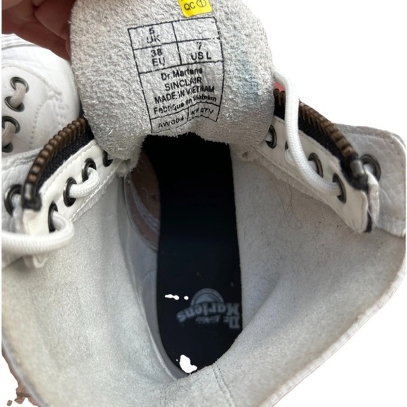 Dr. Martens Sinclair Platform Boots White Leather Front Zip Size 7 - Picture 7 of 13